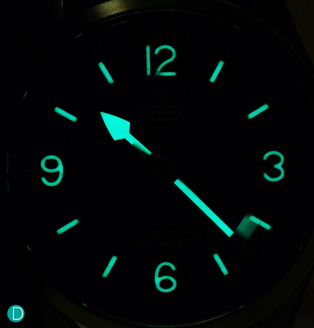 A picture of the Tudor Heritage Ranger in the dark. The lume, as shown by the picture, is rather superb.