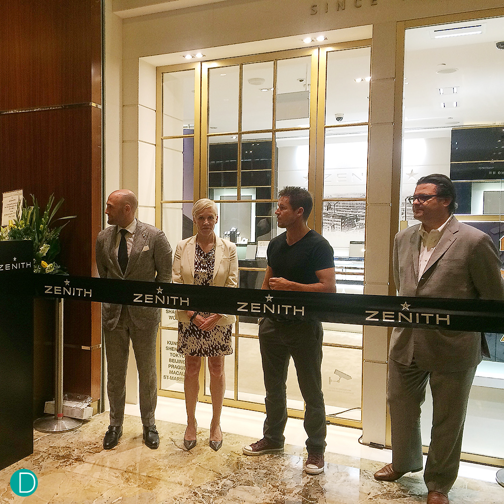 Mr Magada, together with Mr Felix Baumgartner (Brand Ambassador), Miss Lindsay Nicholas (Retail Marketing at The Shoppes at Marina Bay Sands), and Mr Hugo Escude (Brand Director of Zenith South East Asia), at the ribbon cutting ceremony.