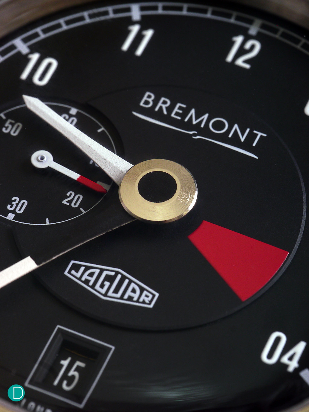 The Bremont Jaguar Mk1 dial carries the insignia of the original Jaguar logo.