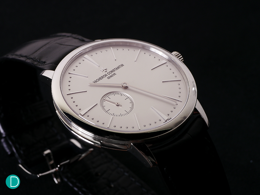 The design is simplicity itself. A clean, classical dial layout. Beautiful. Elegant. 