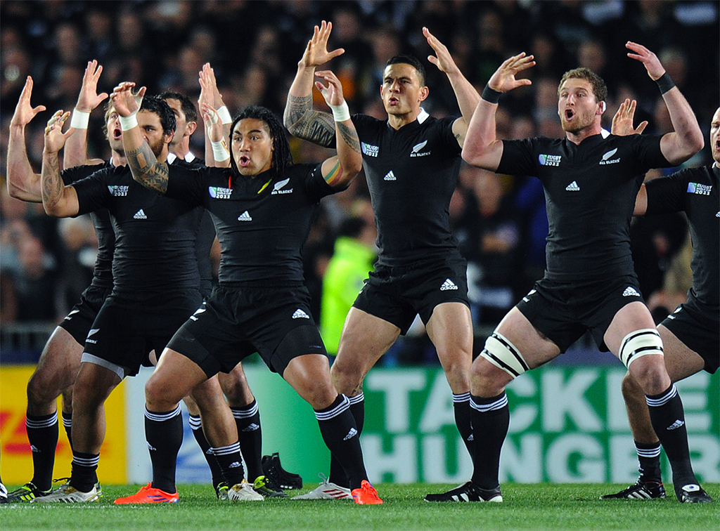 New Zealand All Blacks perform the Haka during the 2011 Rugby World Cup semi-final match Australia vs New Zealand at Eden Park Stadium in Auckland on October 16, 2011. AFP PHOTO / GREG WOOD