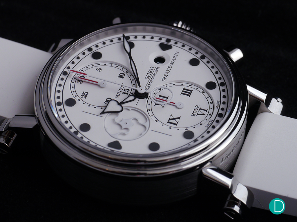 The Speake-Marin Spirit Seafire White. The contrast, at first glance, is pretty interesting. 