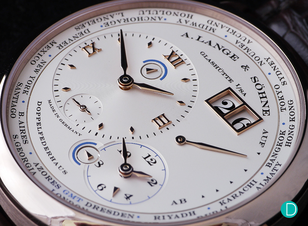 The dial in its magnificence. Subtle color cues are used to distinguish the watch.