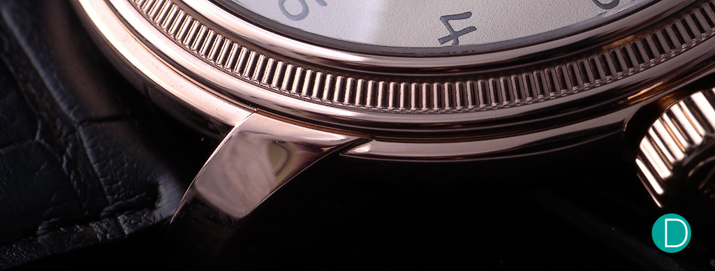 The alternating patterns of gadroons and knurling giving the Toric Chronometre its own character.